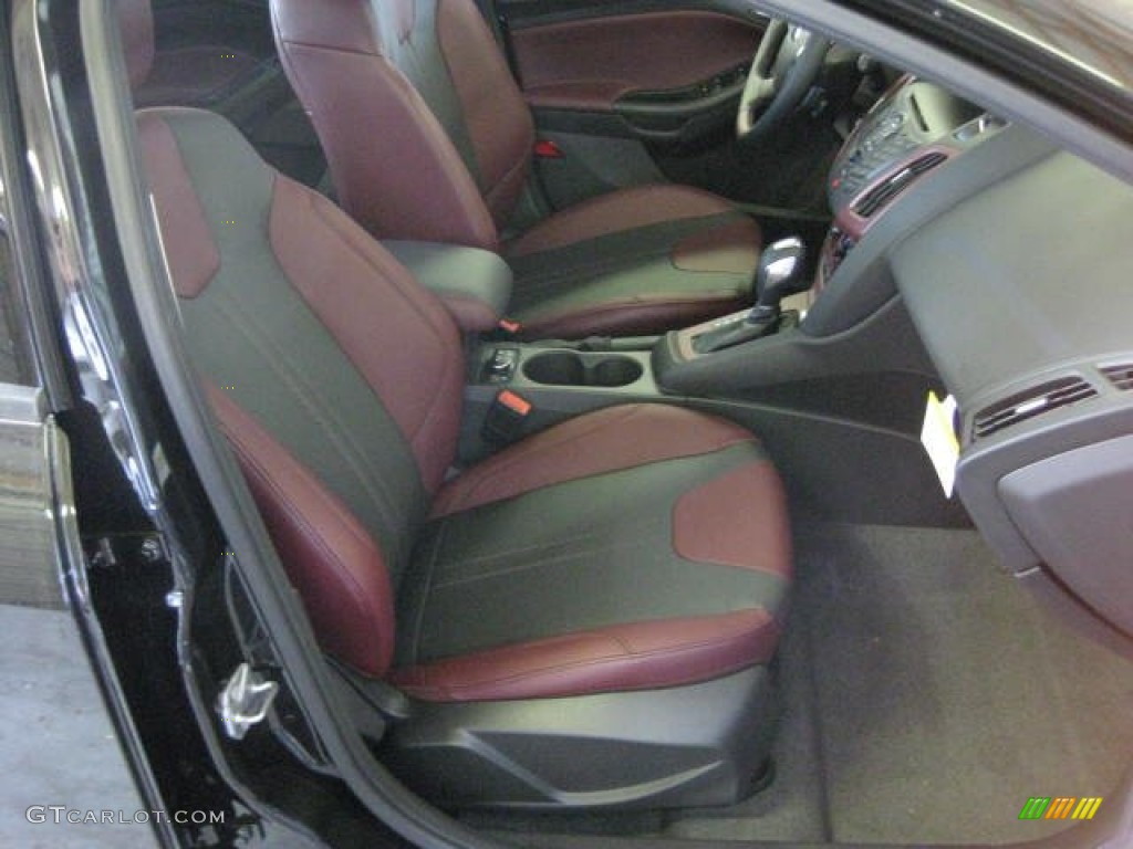 2012 Focus SE Sport 5-Door - Tuxedo Black Metallic / Tuscany Red Leather photo #18