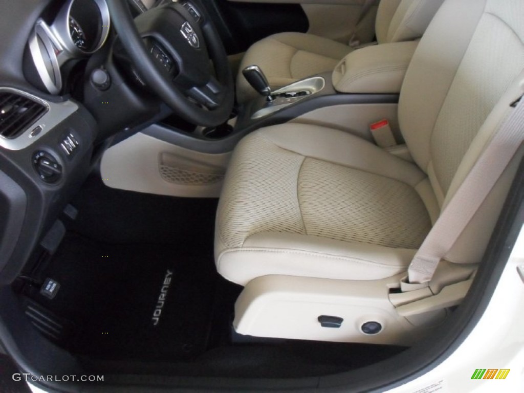 Black/Light Frost Beige Interior 2011 Dodge Journey Mainstreet AWD Photo #50192208