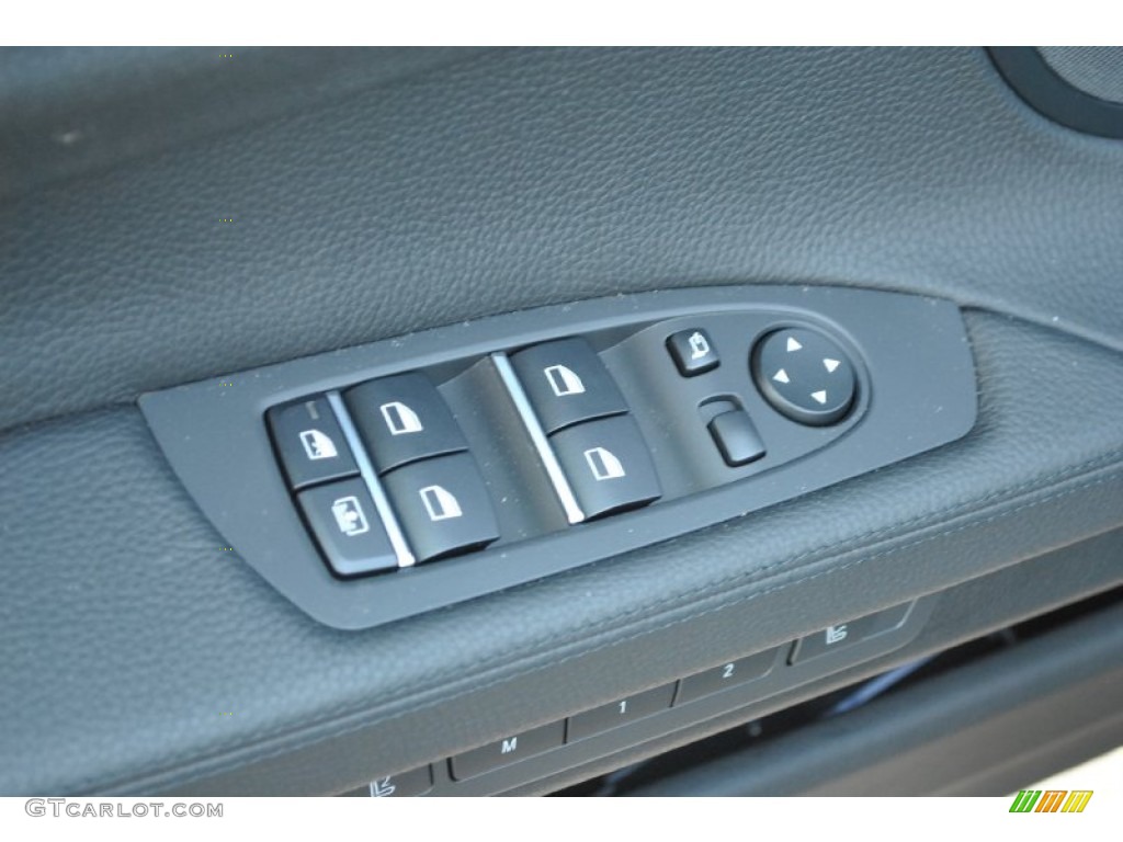 2012 7 Series 740i Sedan - Black Sapphire Metallic / Black photo #15