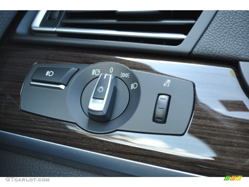2012 BMW 7 Series 740i Sedan Controls Photo #50192442