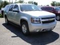 Sheer Silver Metallic - Suburban LT 4x4 Photo No. 3