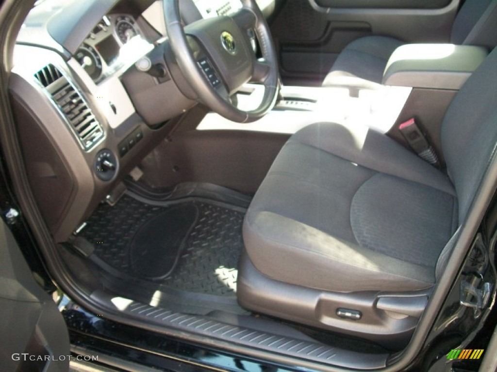 2008 Mariner V6 4WD - Black / Black photo #13