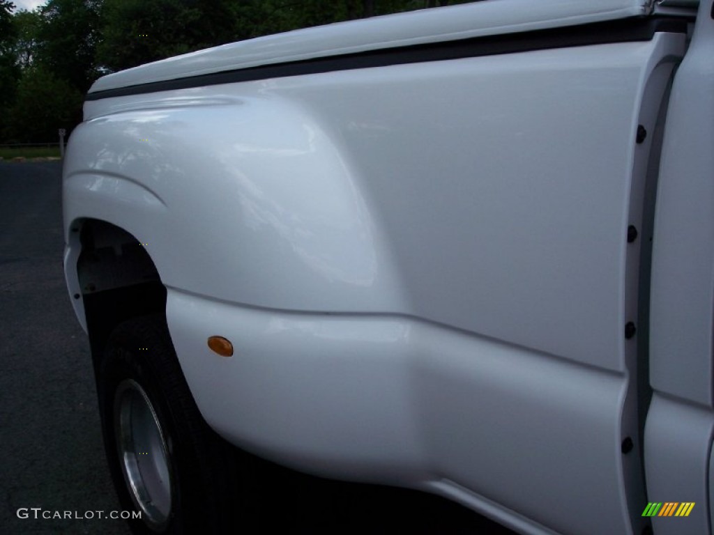 2003 Silverado 3500 LT Crew Cab 4x4 Dually - Summit White / Tan photo #22