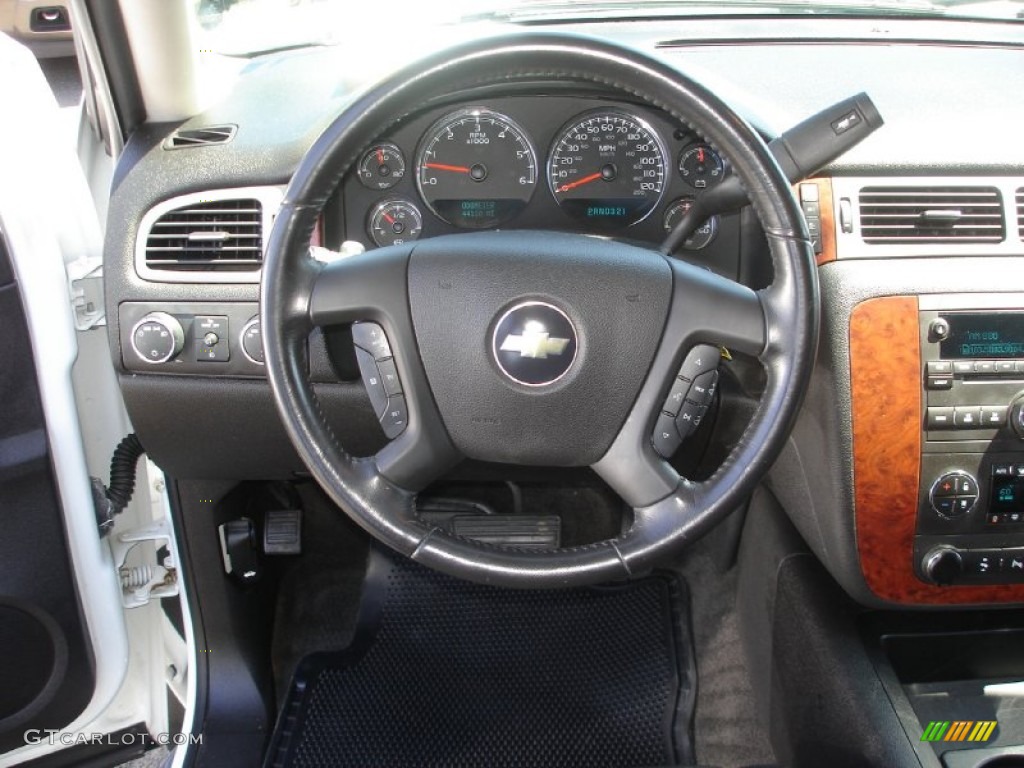 2008 Chevrolet Tahoe LT 4x4 Ebony Steering Wheel Photo #50199006