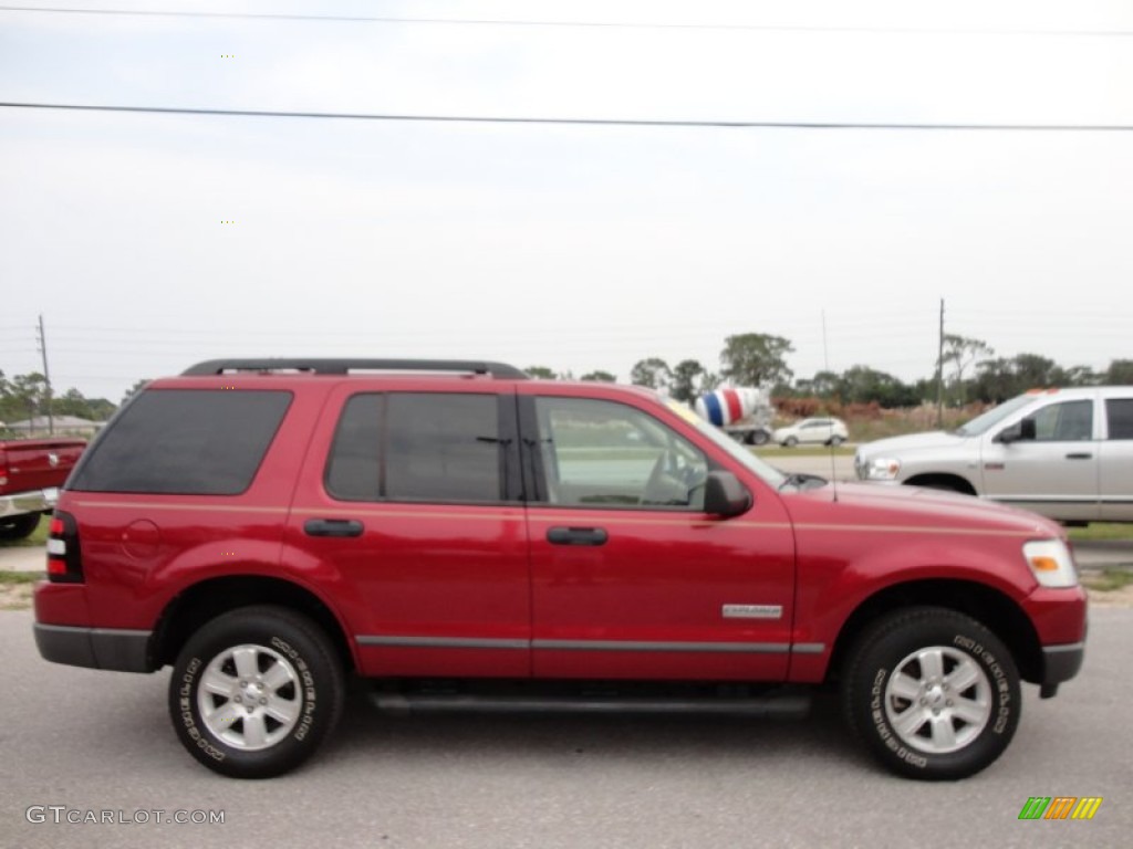 2006 Explorer XLS - Redfire Metallic / Camel photo #13