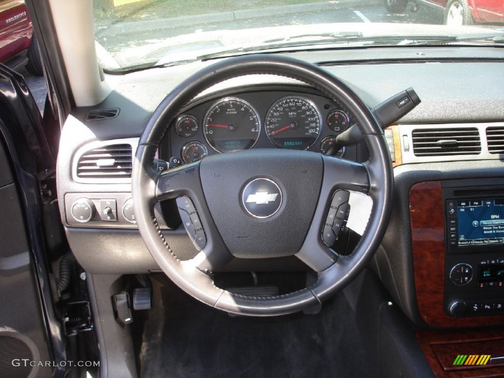 2007 Chevrolet Avalanche LTZ 4WD Ebony Steering Wheel Photo #50199177