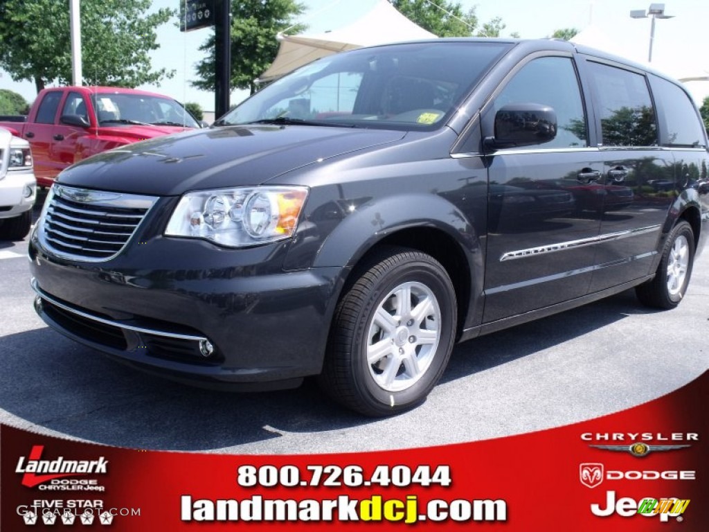 Dark Charcoal Pearl Chrysler Town & Country