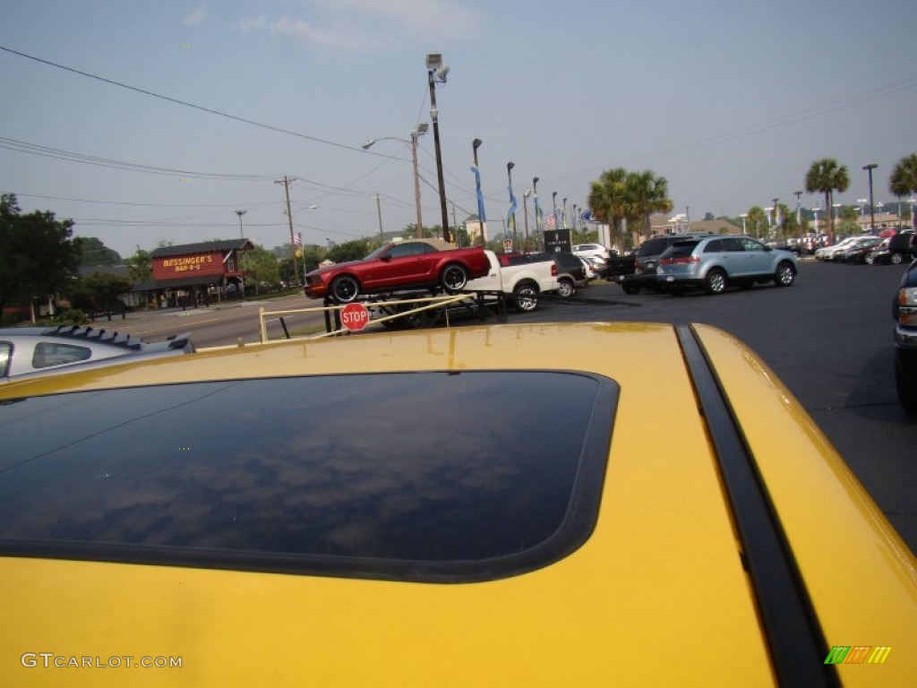 2003 MAZDA6 s Sedan - Speed Yellow / Black photo #35