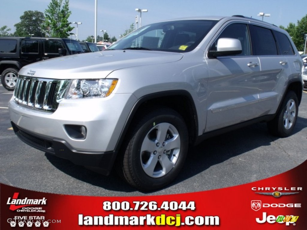 2011 Grand Cherokee Laredo X Package - Bright Silver Metallic / Black photo #1