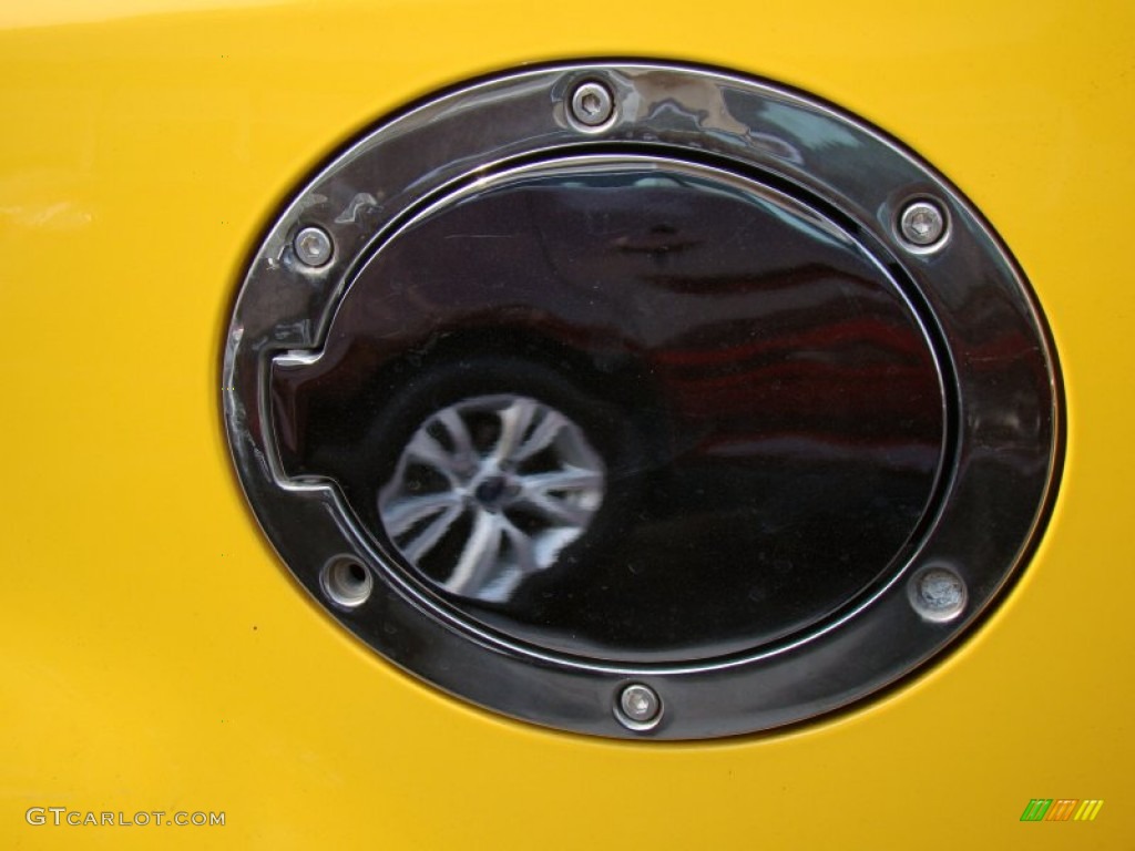 2003 MAZDA6 s Sedan - Speed Yellow / Black photo #39