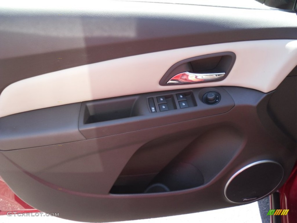 2011 Cruze LT - Crystal Red Metallic Tintcoat / Cocoa/Light Neutral Leather photo #8