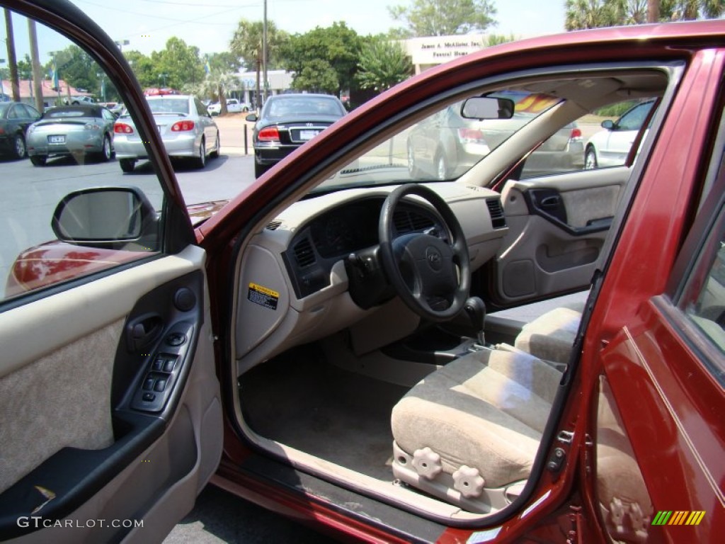 2002 Elantra GLS Sedan - Chianti Red / Beige photo #9