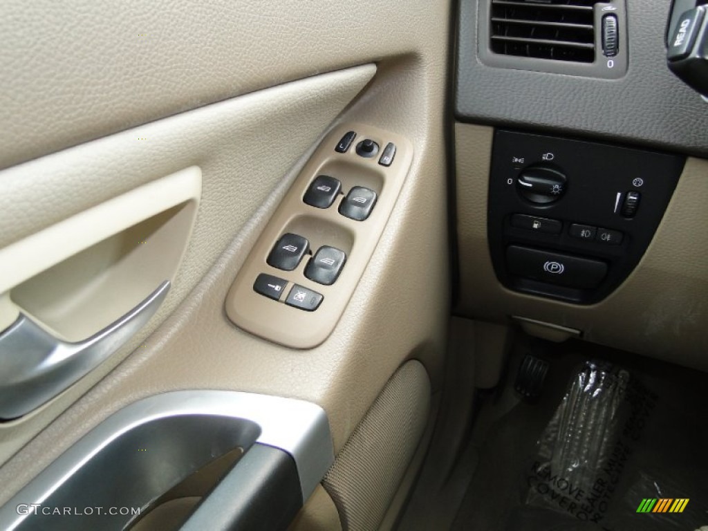 2007 Volvo XC90 3.2 AWD Controls Photo #50202850