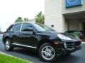 Black - Cayenne Tiptronic Photo No. 4