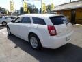 2007 Stone White Dodge Magnum SE  photo #4