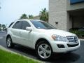 Arctic White - ML 350 4Matic Photo No. 4