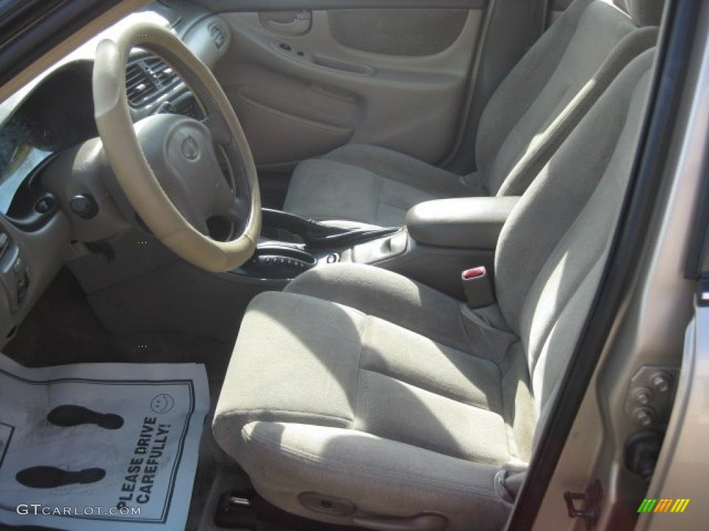 2000 Alero GL Sedan - Silvermist / Neutral photo #2