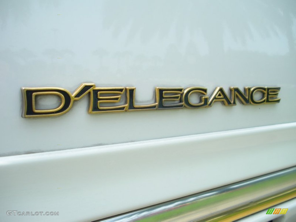 1997 Cadillac DeVille d'Elegance Marks and Logos Photo #50204778