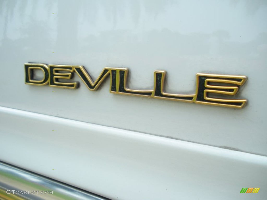 1997 Cadillac DeVille d'Elegance Marks and Logos Photo #50204790