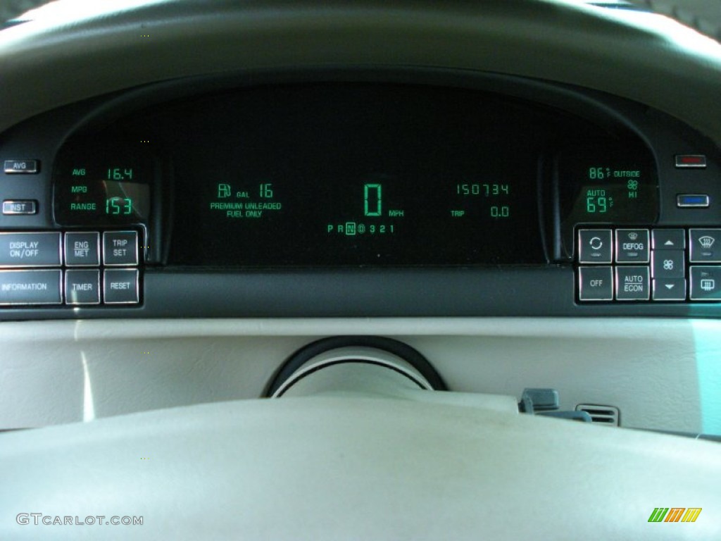 1997 Cadillac DeVille d'Elegance Gauges Photos