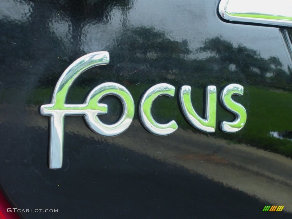 2000 Ford Focus Sony Limited Edition Sedan Marks and Logos Photo #50205147