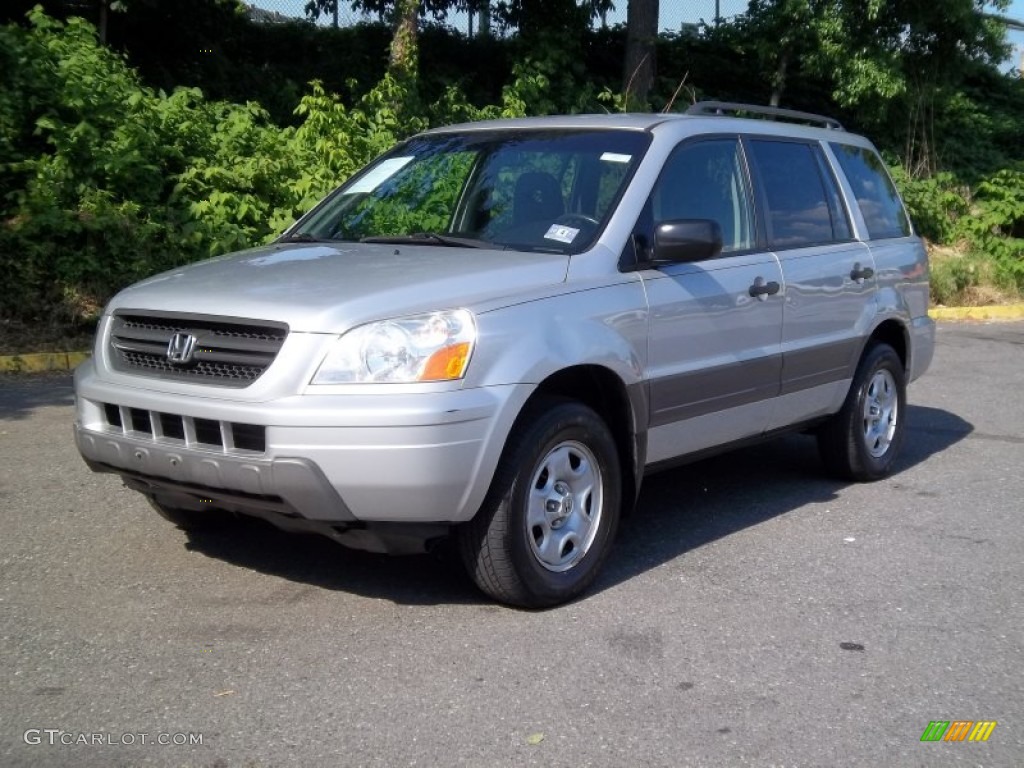 Starlight Silver Metallic Honda Pilot