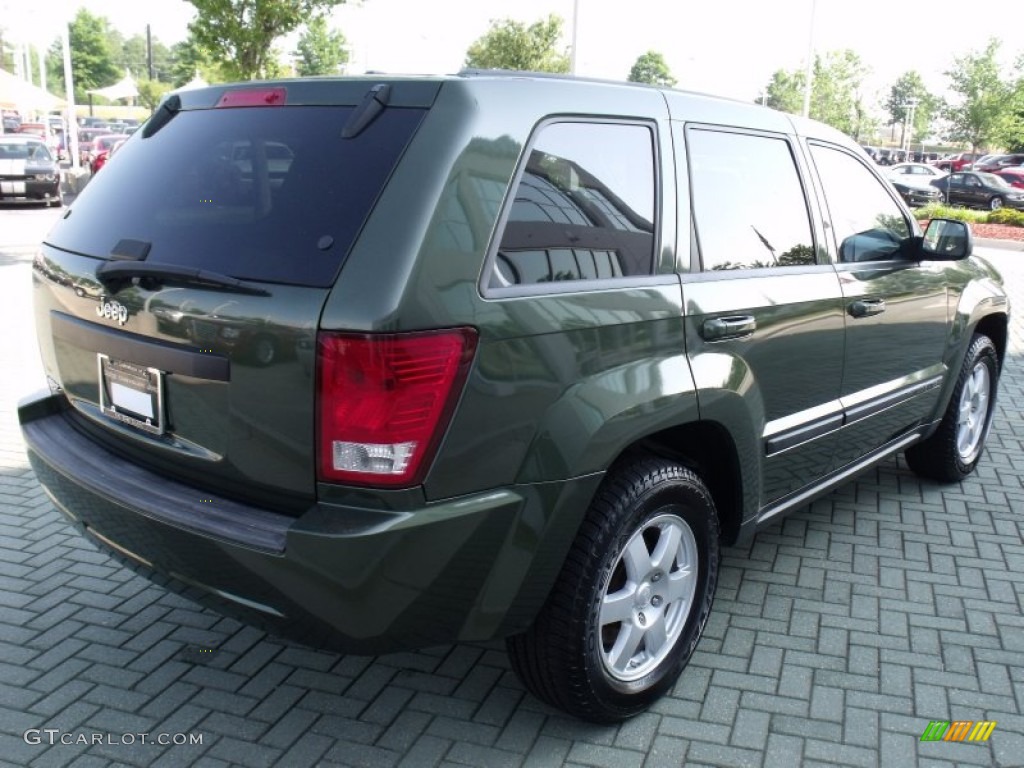 2008 Grand Cherokee Laredo - Jeep Green Metallic / Dark Slate Gray/Light Graystone photo #5