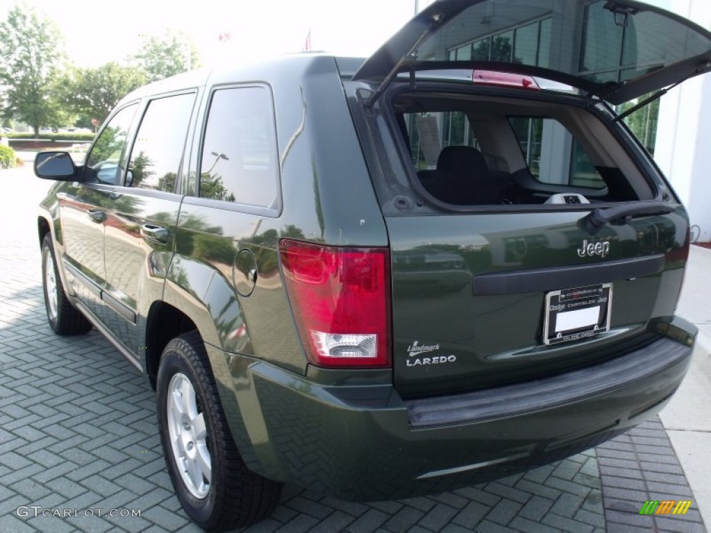 2008 Grand Cherokee Laredo - Jeep Green Metallic / Dark Slate Gray/Light Graystone photo #15