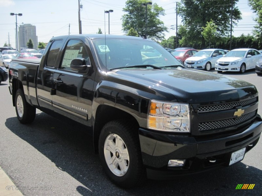 2011 Silverado 1500 LT Extended Cab 4x4 - Black / Ebony photo #3