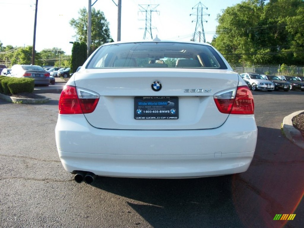 2006 3 Series 330xi Sedan - Alpine White / Beige photo #6