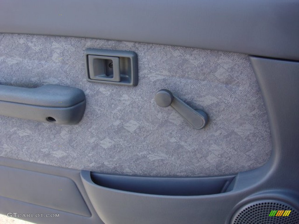 2000 Toyota Tacoma Regular Cab 4x4 Gray Door Panel Photo #50208897
