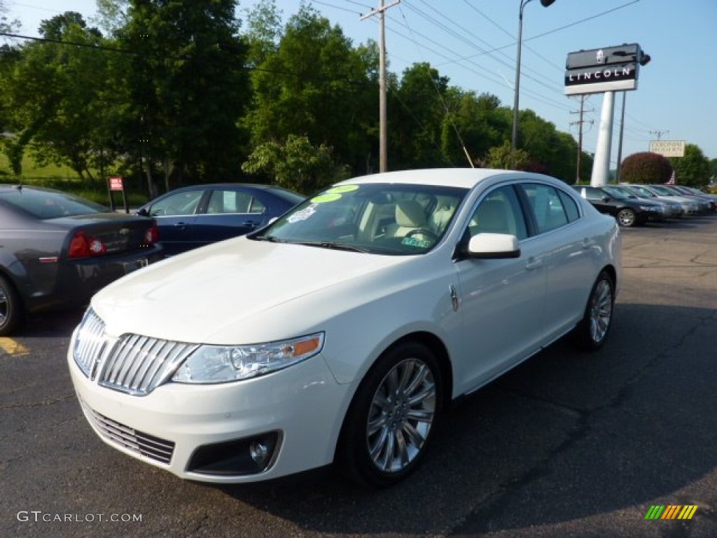 2010 MKS AWD - White Suede / Cashmere/Fine Line Ebony photo #1