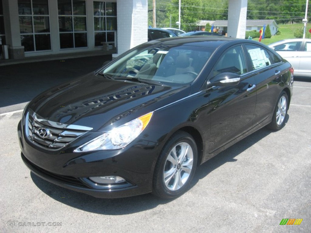 2011 Sonata Limited 2.0T - Midnight Black / Gray photo #2