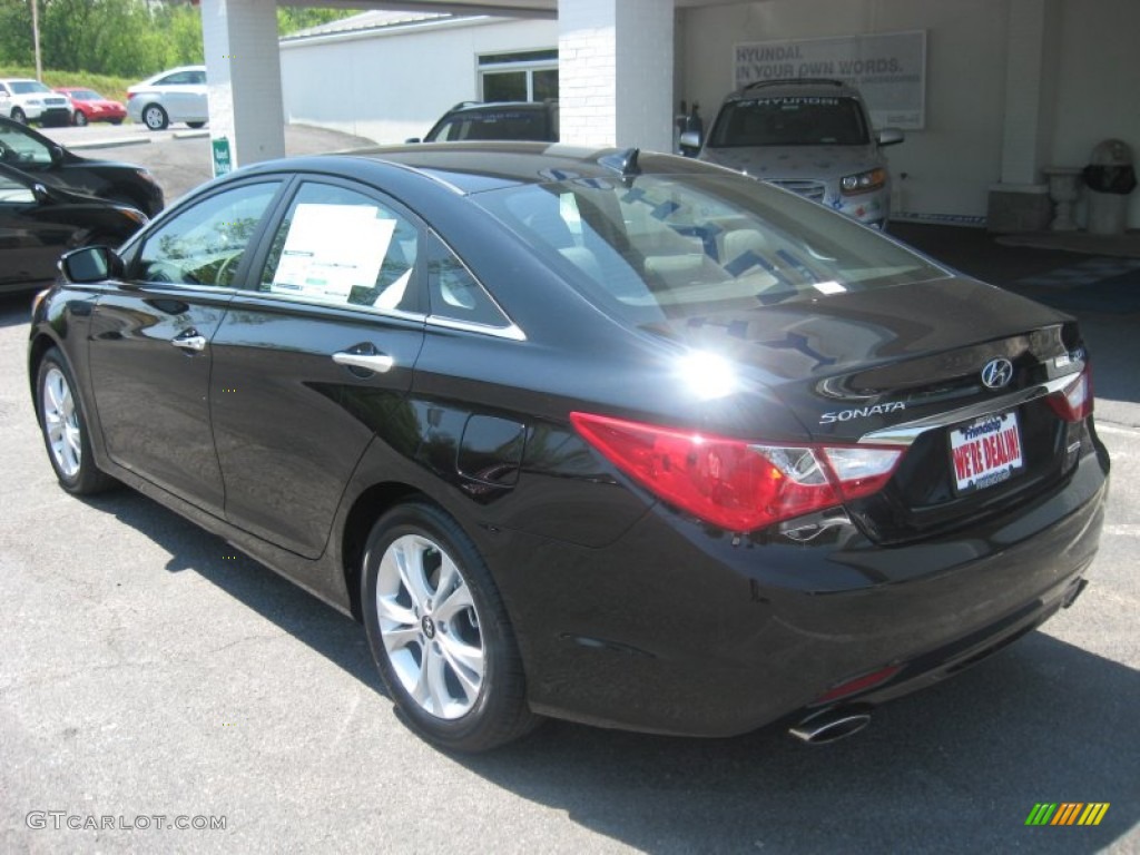 2011 Sonata Limited 2.0T - Midnight Black / Gray photo #8