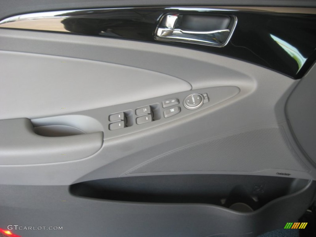 2011 Sonata Limited 2.0T - Midnight Black / Gray photo #15