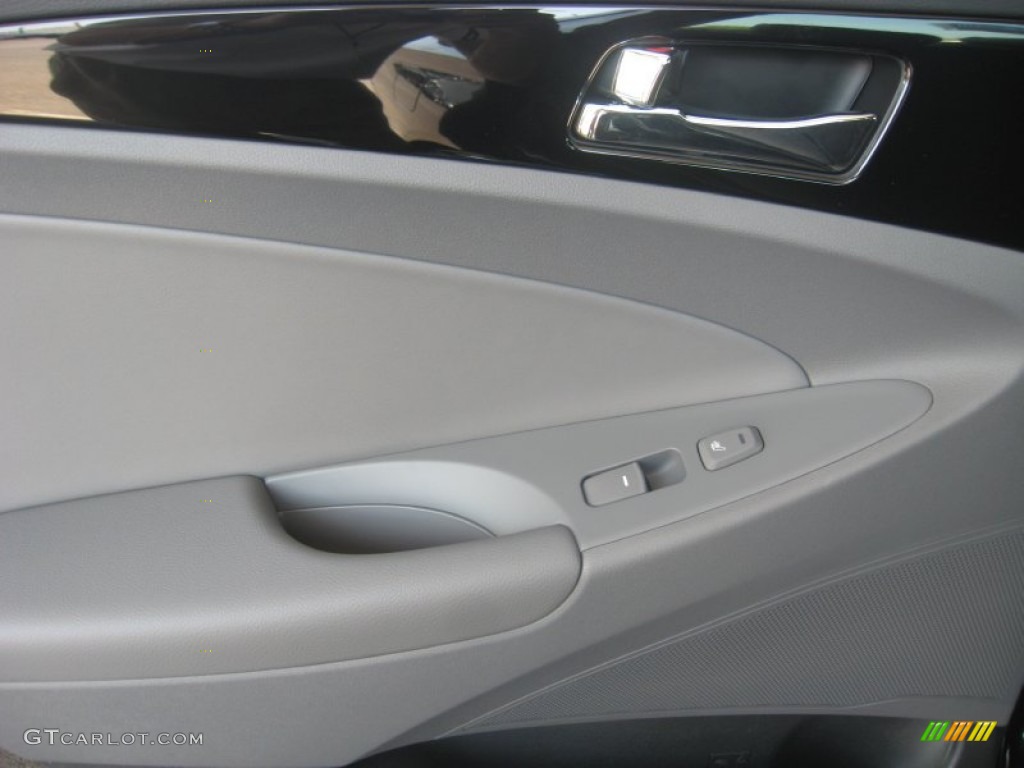 2011 Sonata Limited 2.0T - Midnight Black / Gray photo #18