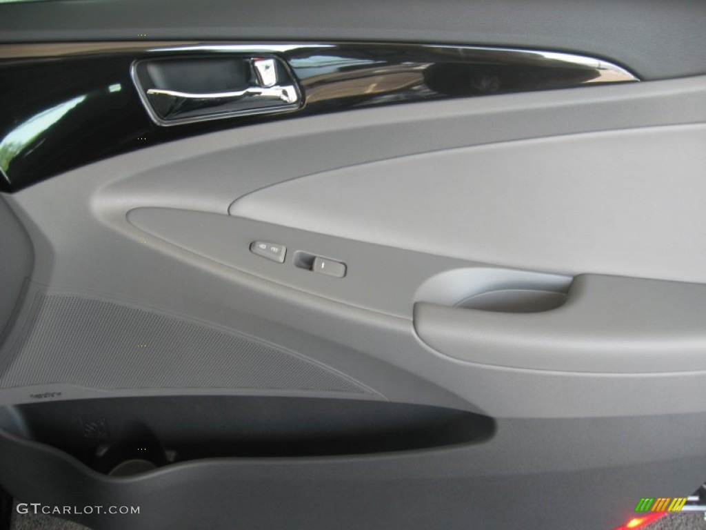 2011 Sonata Limited 2.0T - Midnight Black / Gray photo #21