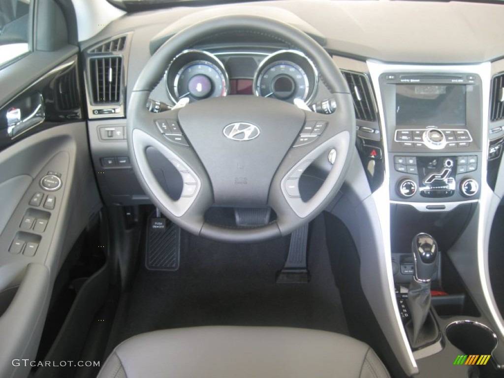 2011 Sonata Limited 2.0T - Midnight Black / Gray photo #22