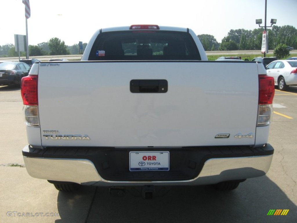 2011 Tundra Double Cab 4x4 - Super White / Graphite Gray photo #6