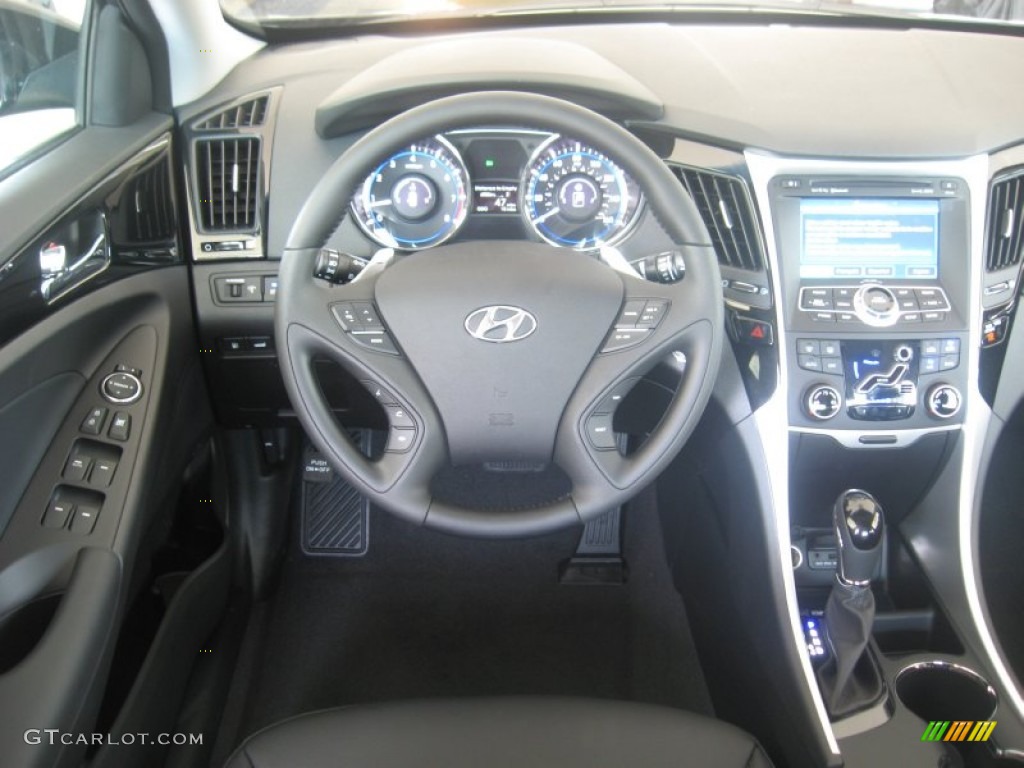 2011 Sonata Limited 2.0T - Midnight Black / Black photo #22