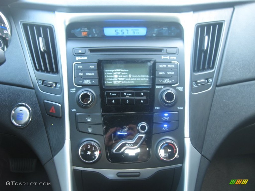 2011 Sonata SE - Midnight Black / Black photo #23