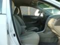 Super White - Corolla  Photo No. 17