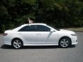 Super White - Camry SE Photo No. 2