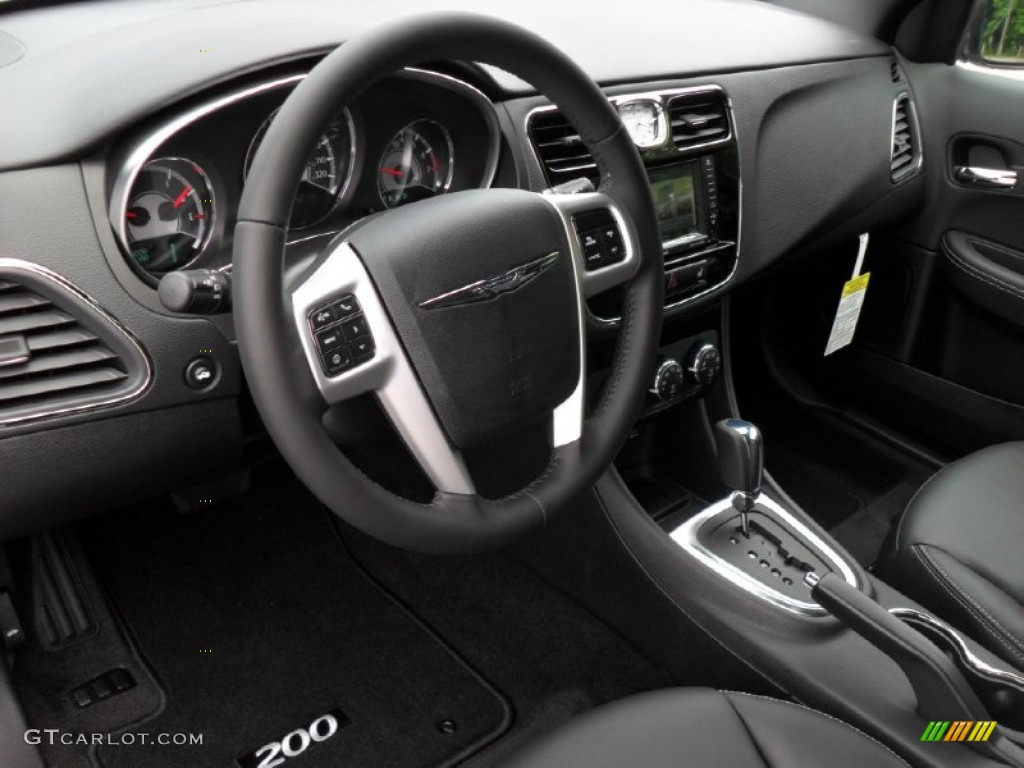 Black Interior 2011 Chrysler 200 Limited Photo #50220204
