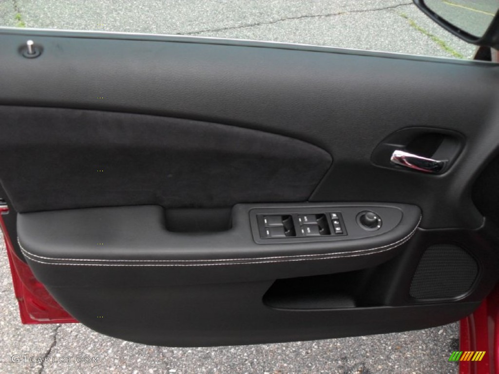 2011 Chrysler 200 S Black Door Panel Photo #50220330
