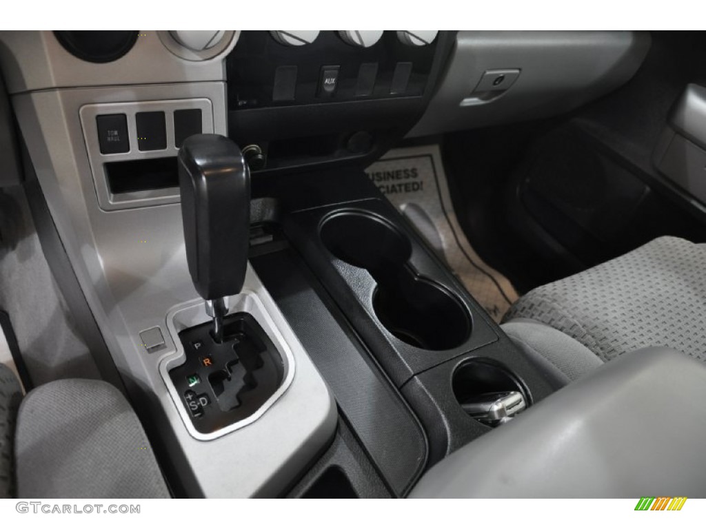 2008 Tundra SR5 CrewMax - Super White / Graphite Gray photo #18