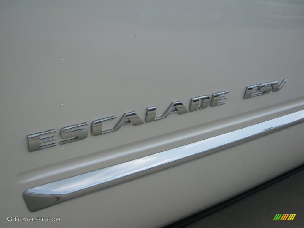 2011 Cadillac Escalade ESV Premium AWD Marks and Logos Photo #50223501