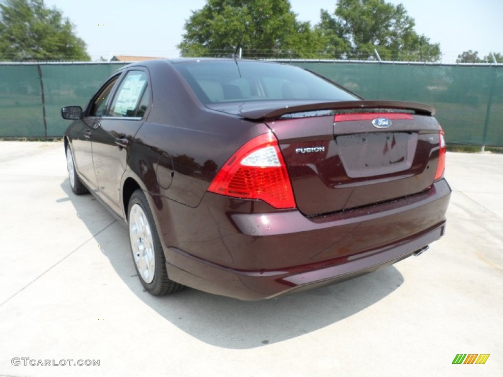 2011 Fusion SE - Bordeaux Reserve Metallic / Charcoal Black photo #5