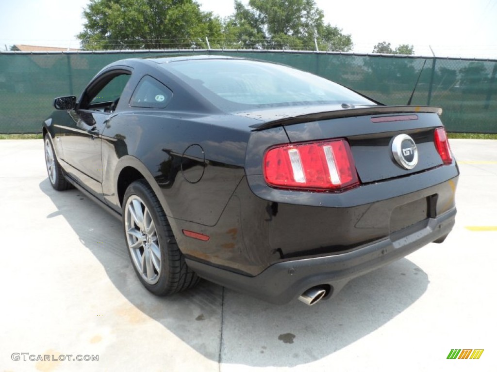 2012 Mustang GT Premium Coupe - Lava Red Metallic / Lava Red/Charcoal Black photo #5