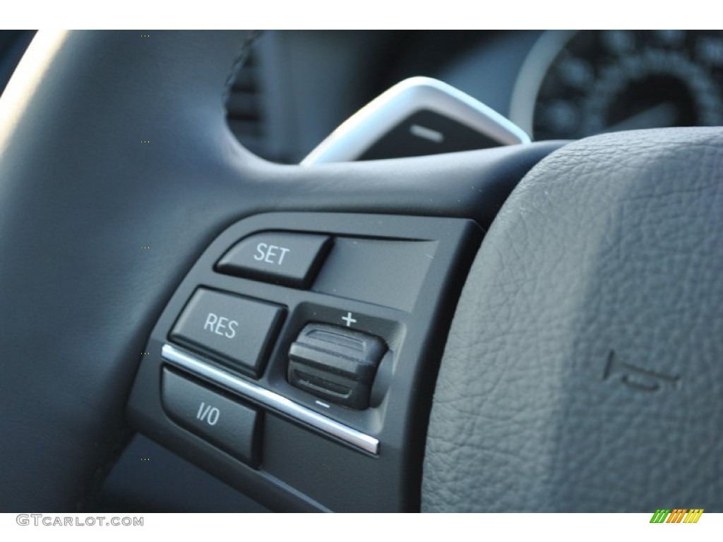 2011 BMW 5 Series 535i Sedan Controls Photo #50227893